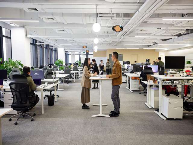 安徽荧光涤纶绣花线